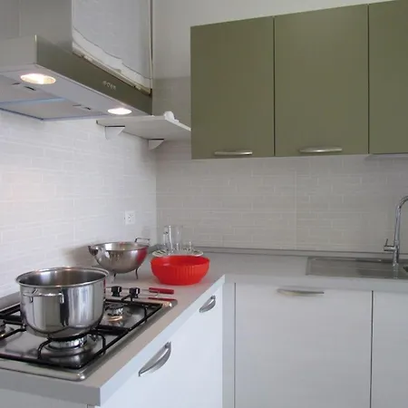 Modern Flat With Sea View 비비오네