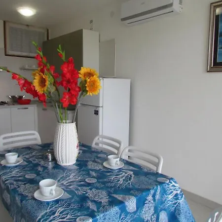 Modern Flat With Sea View Apartment *